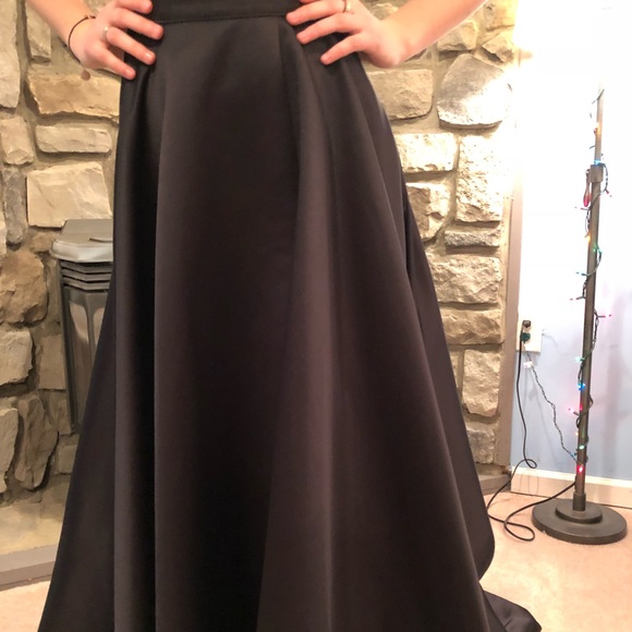 Prom dress - Picture 3 of 7